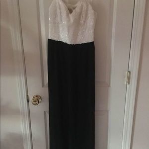 floor length black and white formal dress